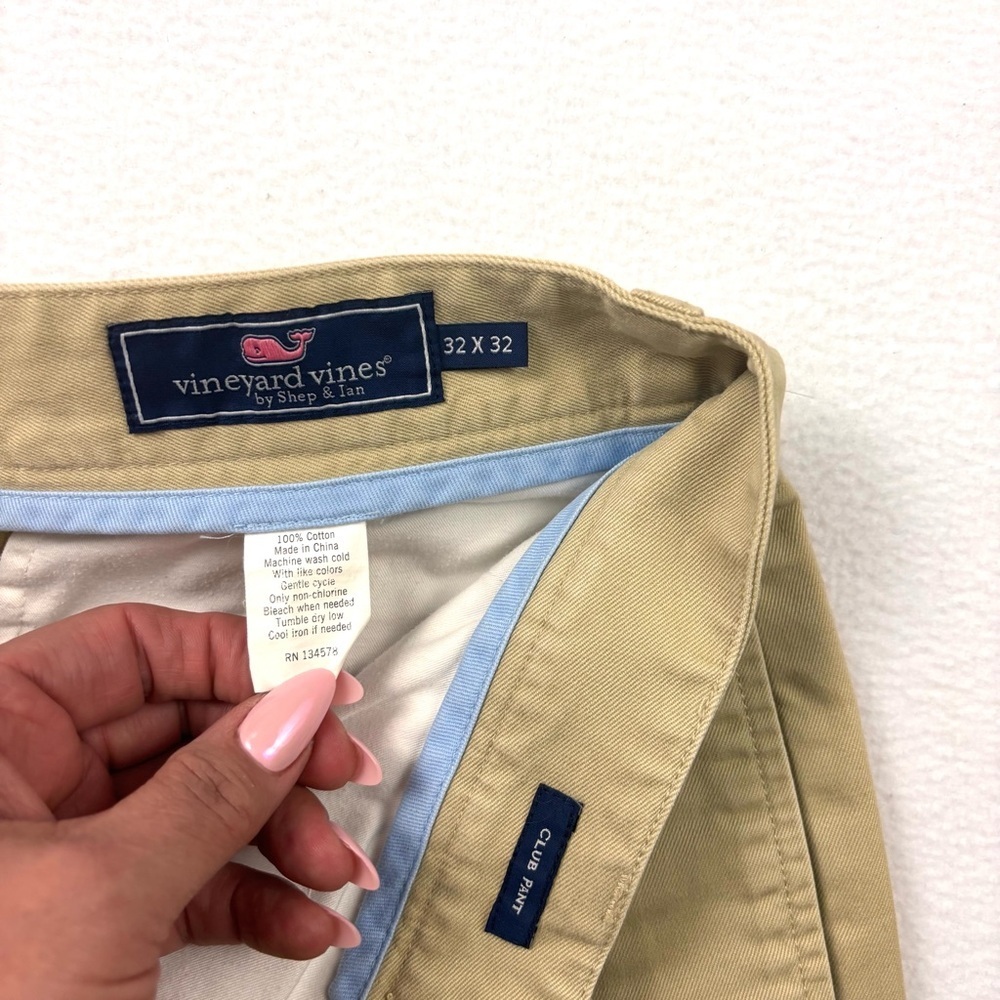 Vineyard Vines Men's Khaki Flat Front Cotton Chino Pants (32/32) - Picture 11 of 14